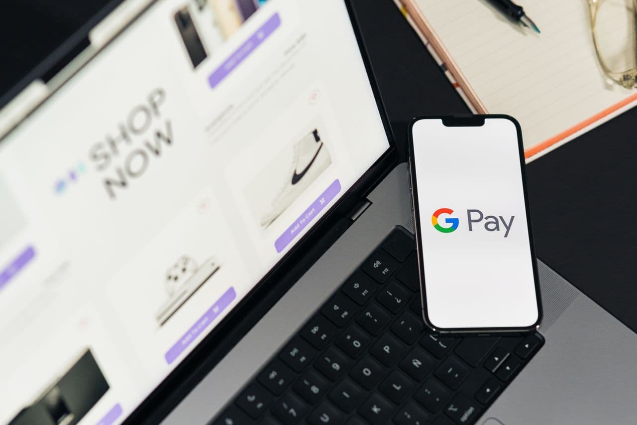 PhonePe Payments and Auto-Invoicing on Dcommerce